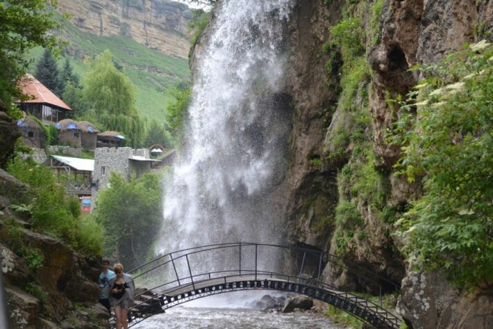 НОВЫЙ ГОД В ГОРАХ : КМВ +Эльбрус