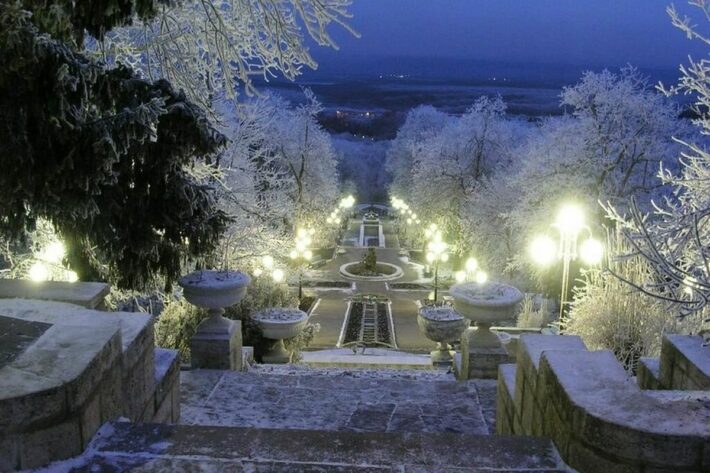 НОВЫЙ ГОД В ГОРАХ : КМВ +Эльбрус